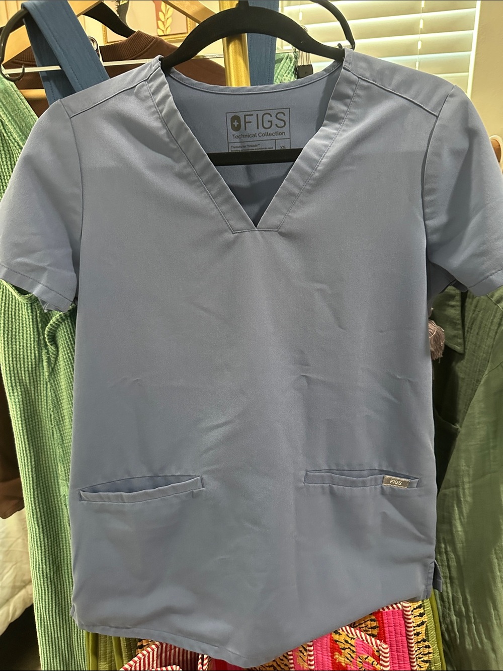 FIGS Women’s Light Blue V-Neck Scrub Top